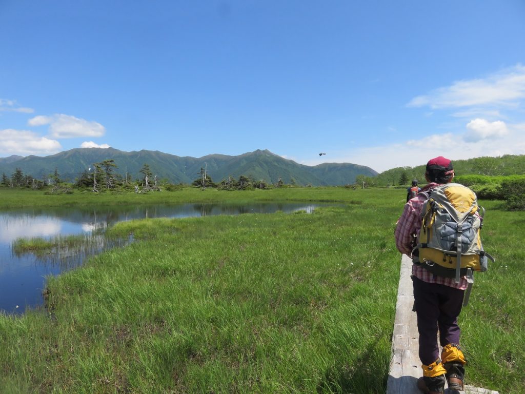 ひぐま大学 第3講座 沼の原08帰路は東大雪の山々を眺めながら 2020-07-19